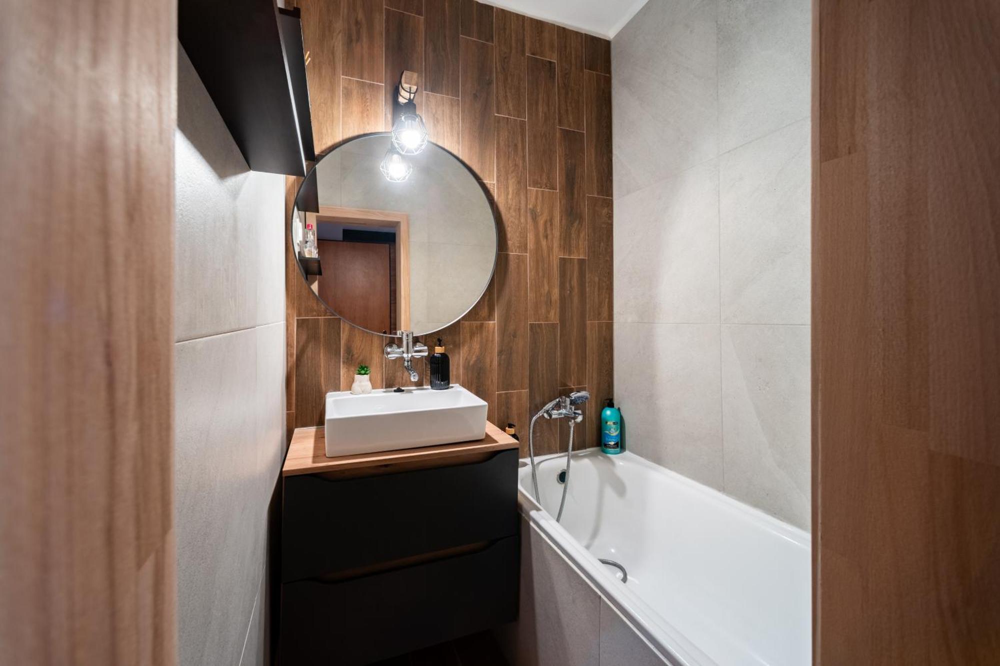 Barbyb Apartment - With Free Parking براتسيلافا المظهر الخارجي الصورة